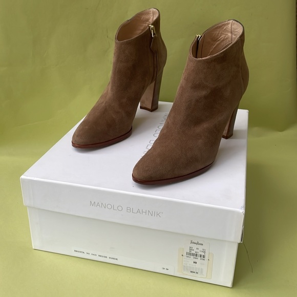 Vintage tan Manolo Blahnik suede leather booties in original box - Picture 4 of 16